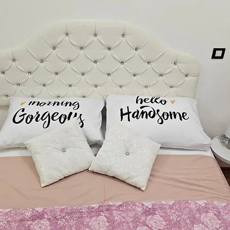 Apartment Euphoria - Free Private Garage Split