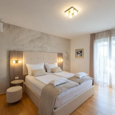 Apartment Euphoria