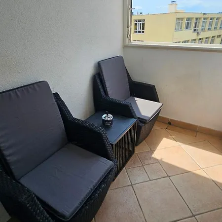 Euphoria - Free Private Garage Daire *