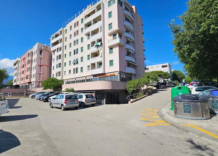 Euphoria - Free Private Garage 公寓 *