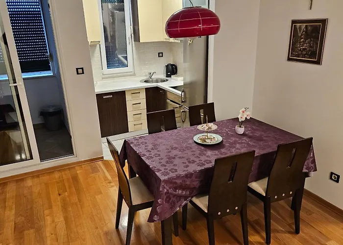 公寓 Euphoria - Free Private Garage